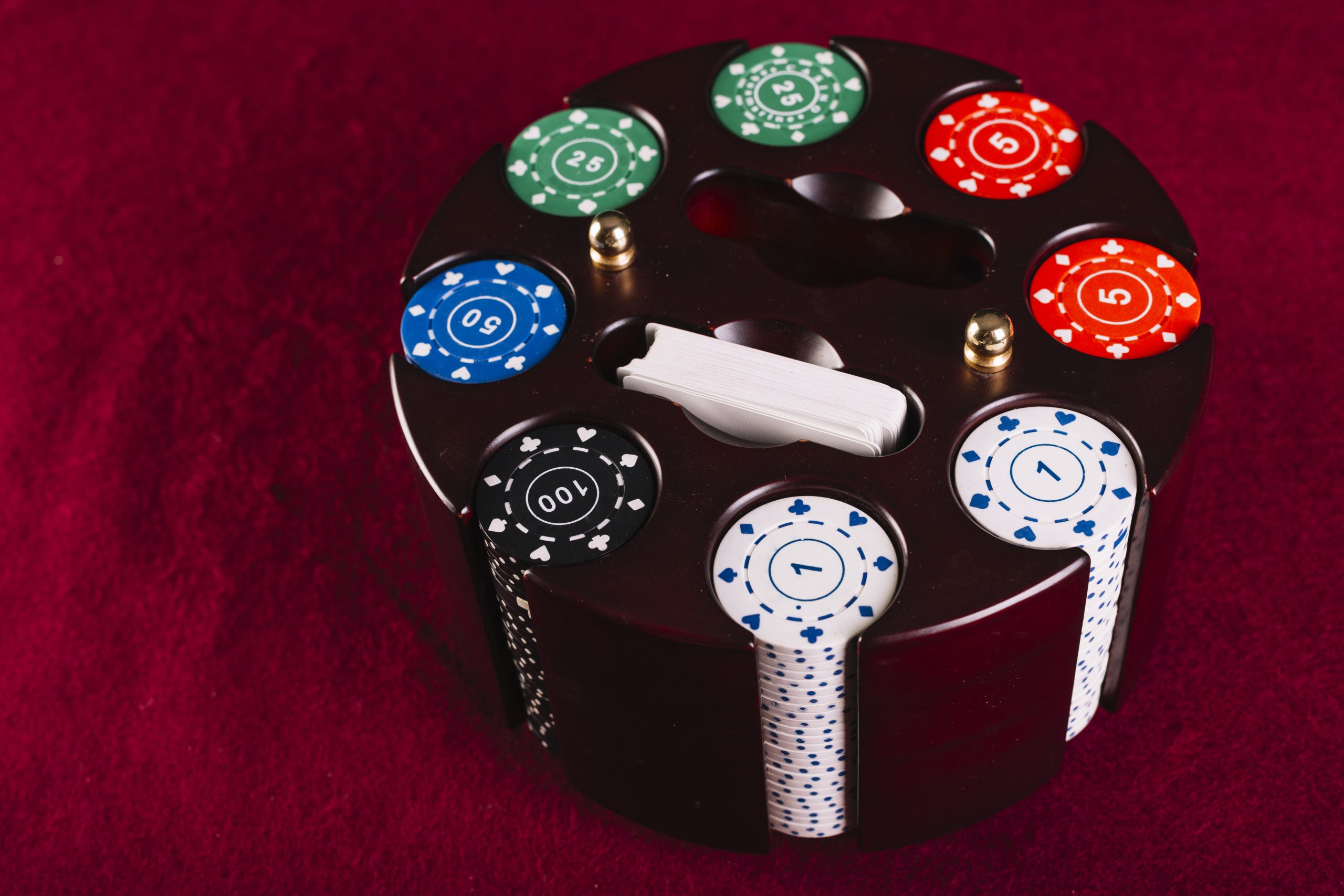 colorful-poker-chip-set-carousel-case
